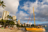 Hotels una Primera Línia de costa a la platja de Waikiki Beach. Oahu.